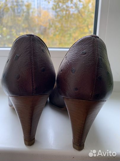 Туфли женские Pollini р.36