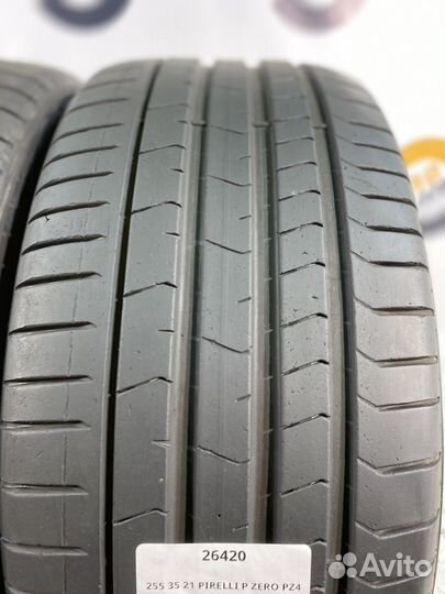 Pirelli P Zero PZ4 255/35 R21 89Y