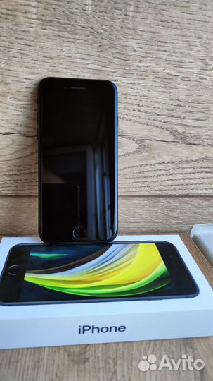 iPhone SE 2020 64gb