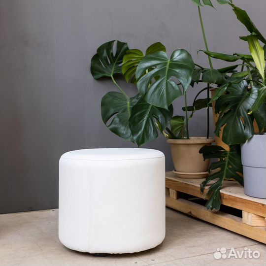 Пуфик цилиндр белый