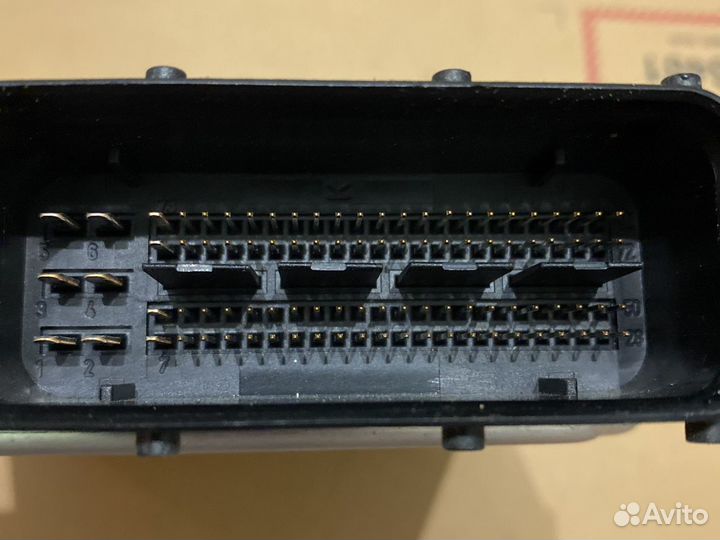 Блок управления двигателем Audi A6 C6 4.2 FSI BVJ