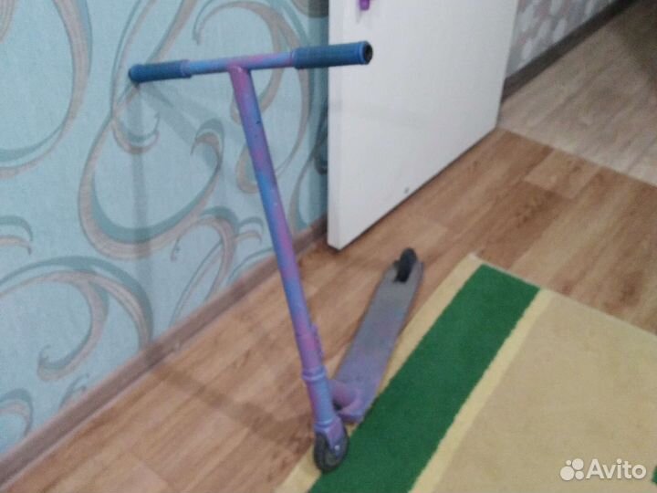 Самокат трюкавой