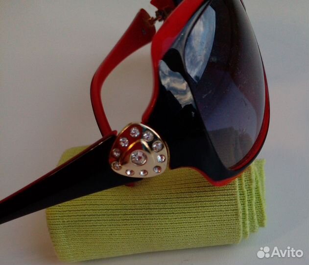 Солнцезащитные очки