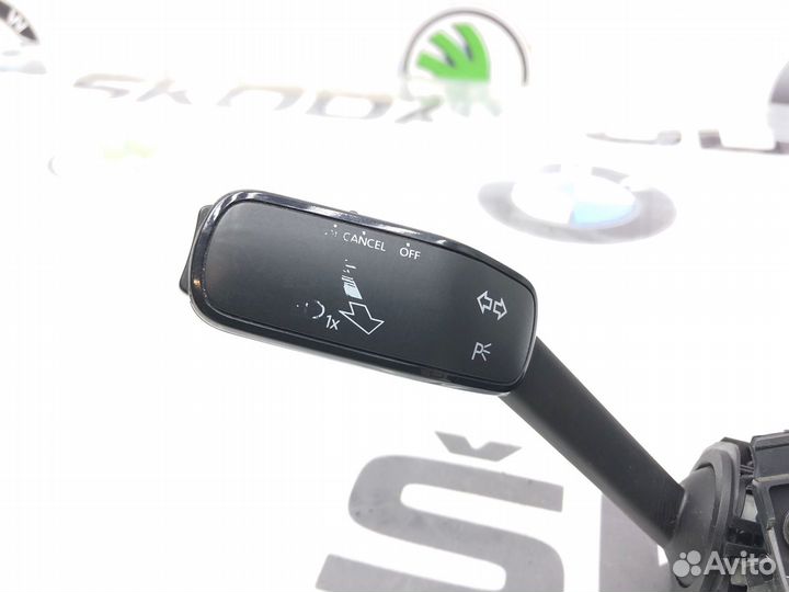 Ручка регулировки положения руля Skoda Octavia A7