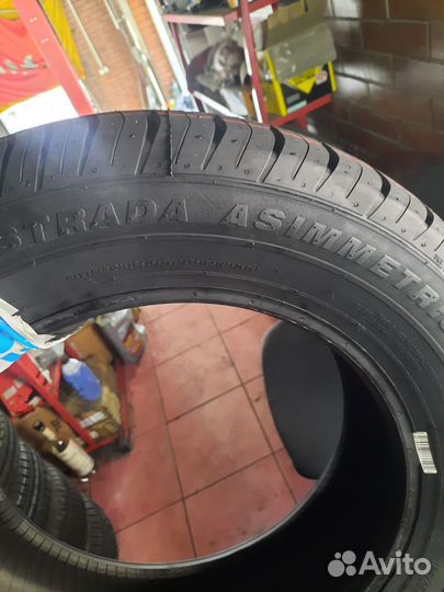 Viatti Strada Asimmetrico V-130 185/65 R15 88H