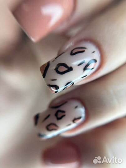 Модели/Маникюр / Педикюр / Наращивание ногтей