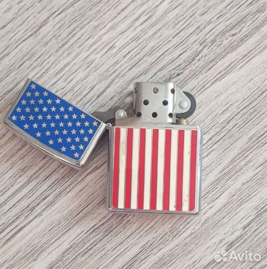 Зажигалка бензиновая zippo новая