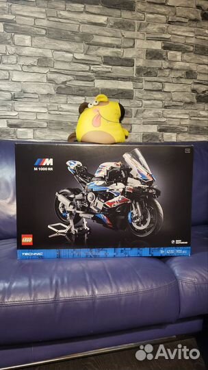 Lego Technic 42130 BMW M 1000 RR (новый, оригинал)