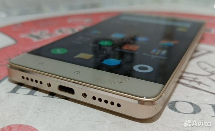 Смартфоне Xiaomi Redmi 4