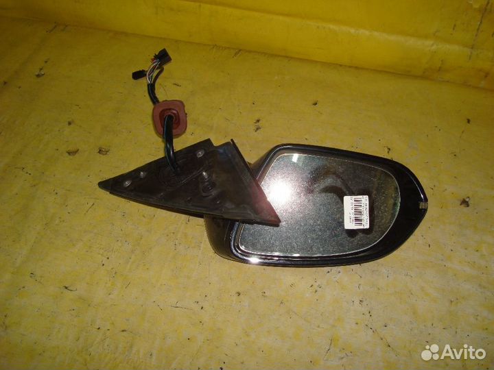 Зеркало левое Audi A8 4H