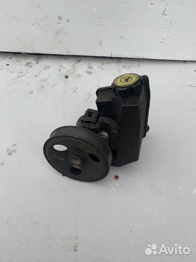 Насос гур от Jeep Grand Cherokee