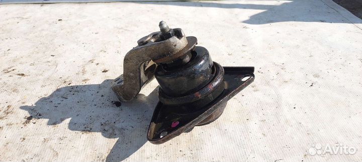 Подушка опора двигателя правая Kia Ceed 1