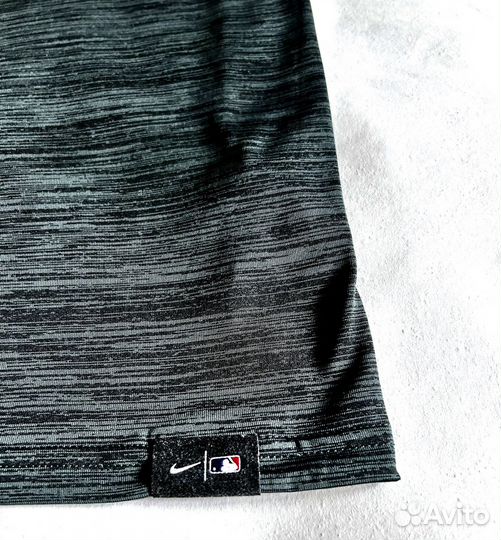 Мужская футболка Nike новая оригинал размер M