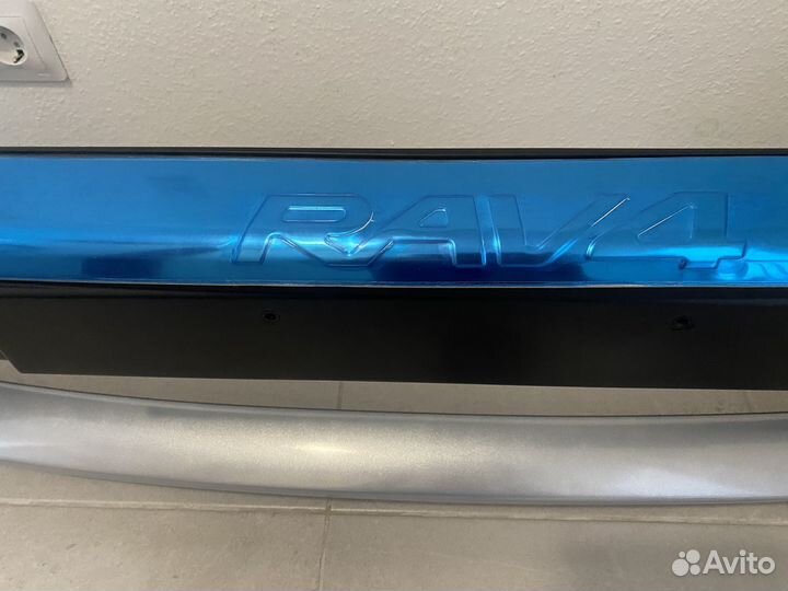 Накладка -губа на Тойота Раф 4