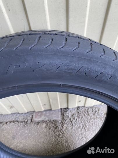 Pirelli Ice Zero 235/45 R20