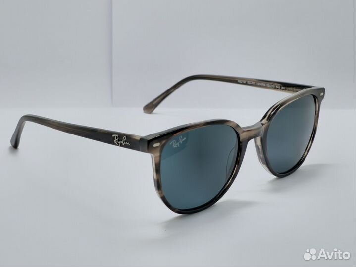 Солнцезащитные очки Ray Ban