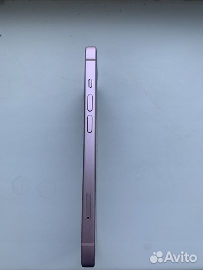 iPhone 15, 128 ГБ