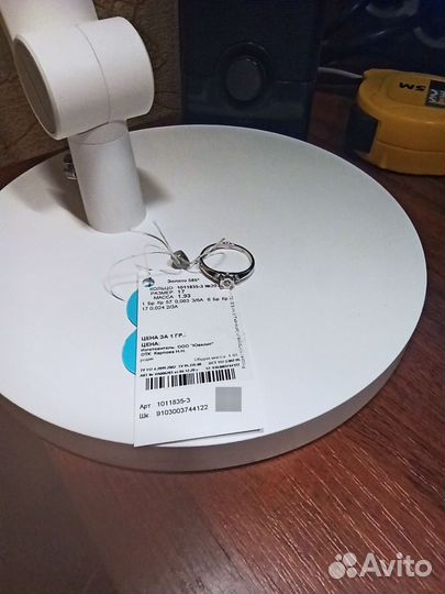 Золотое кольцо с бриллиантами, новое