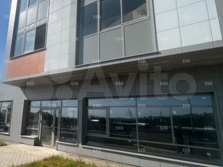 Сдам торговое помещение, 133.9 м²