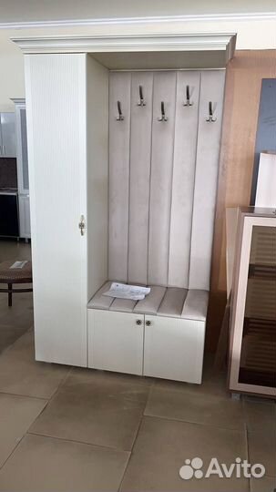 Прихожая шкаф новый