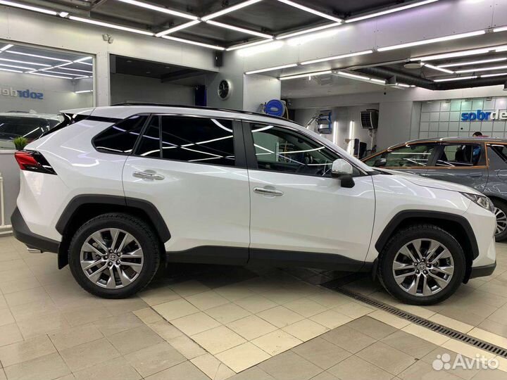 Toyota RAV4 2.0 CVT, 2021, 20 500 км