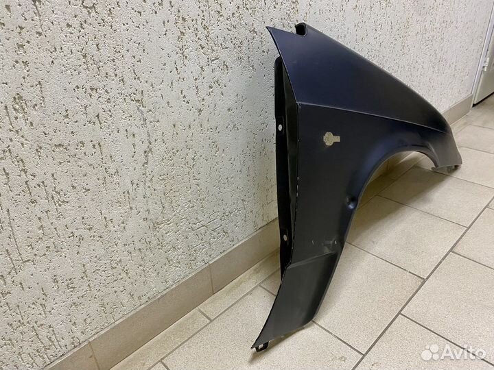 Крыло правое на Ваз 2114
