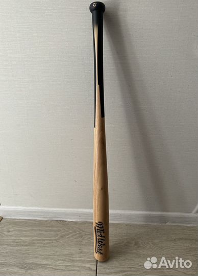 Бейсбольная бита