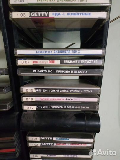 Cd диски, этажерки