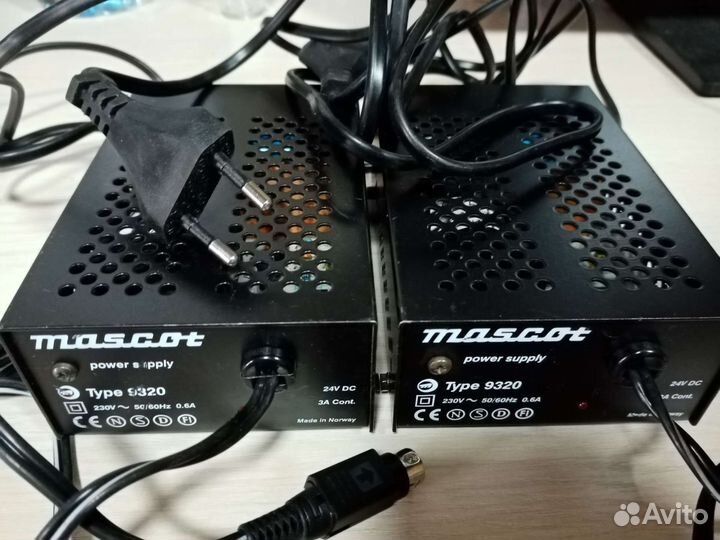 Блоки питания Mascot 13.2В 10А, 24В, 3А
