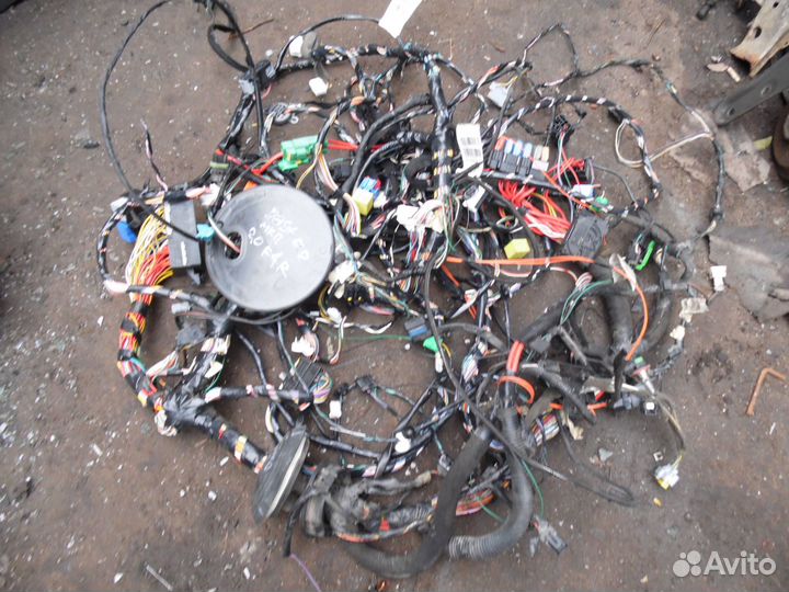 Электропроводка салона Рено Дастер 2 литра МКПП