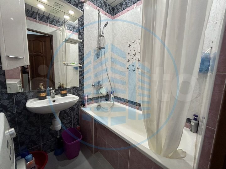 3-к. квартира, 73,3 м², 2/5 эт.