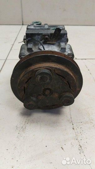 Компрессор кондиционера Hyundai Starex