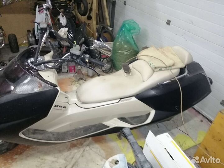 Скутер ямаха максам 250сс