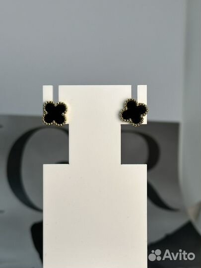 Серьги гвоздики в стиле Van Cleef