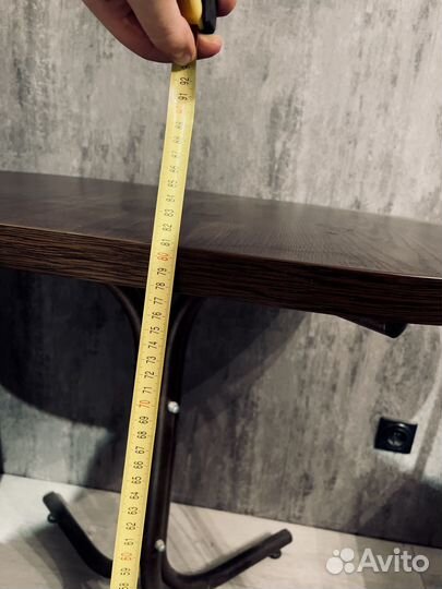 Стол со стульями