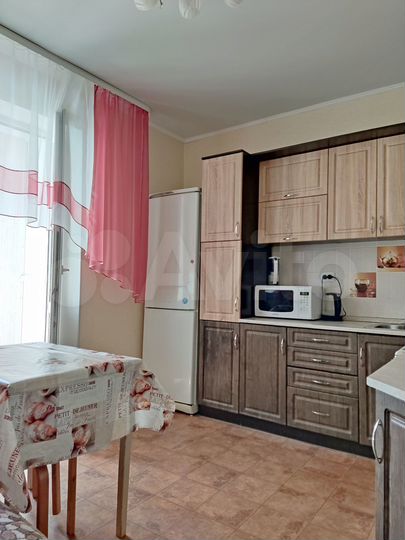 1-к. квартира, 44 м², 8/16 эт.