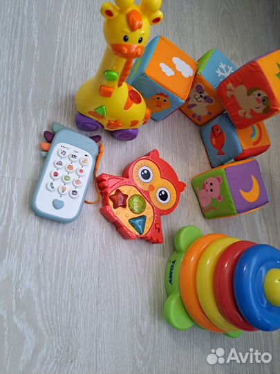 Развивающие игрушки пакетом