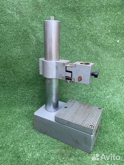 Стойка для измерительных головок С-II 10197-70