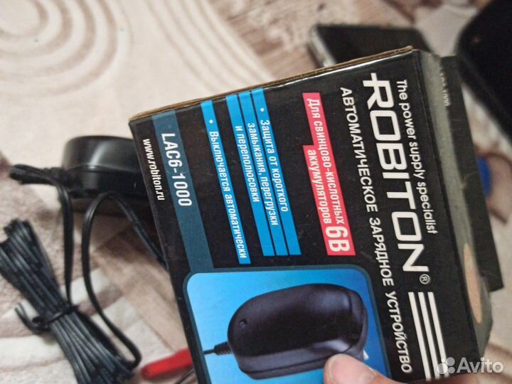 Автоматическое зарядное устройство robiton