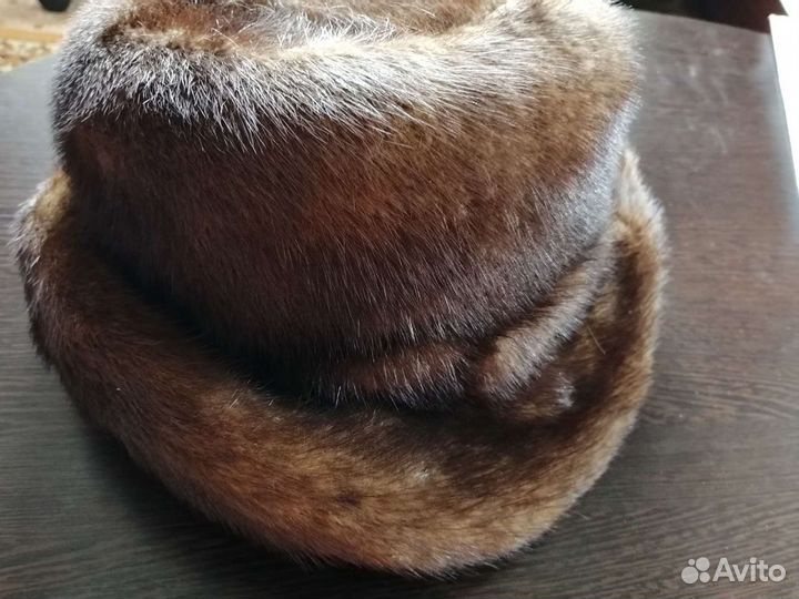Шляпа женская норковая в хорошем состоянии