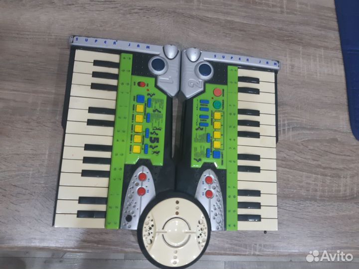 Синтезатор