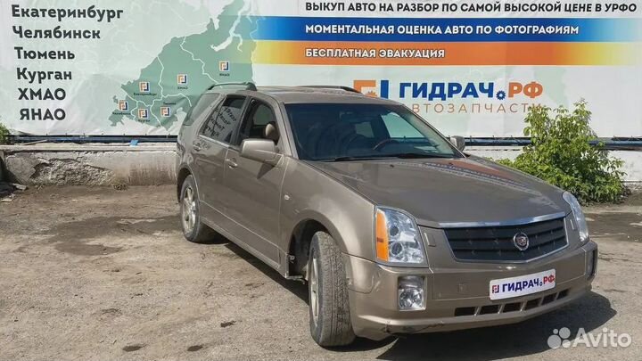 Стекло двери передней правой Cadillac SRX 15833810