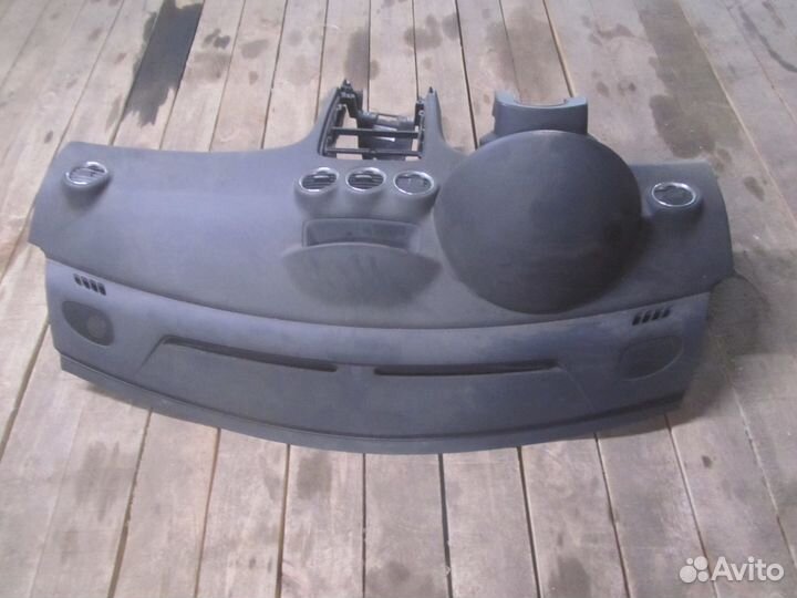 Торпедо для Peugeot 308 I 2007-2015 с подушкой