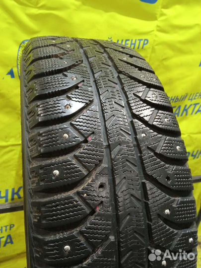 Bridgestone Ice Cruiser 7000 205/60 R16 92T