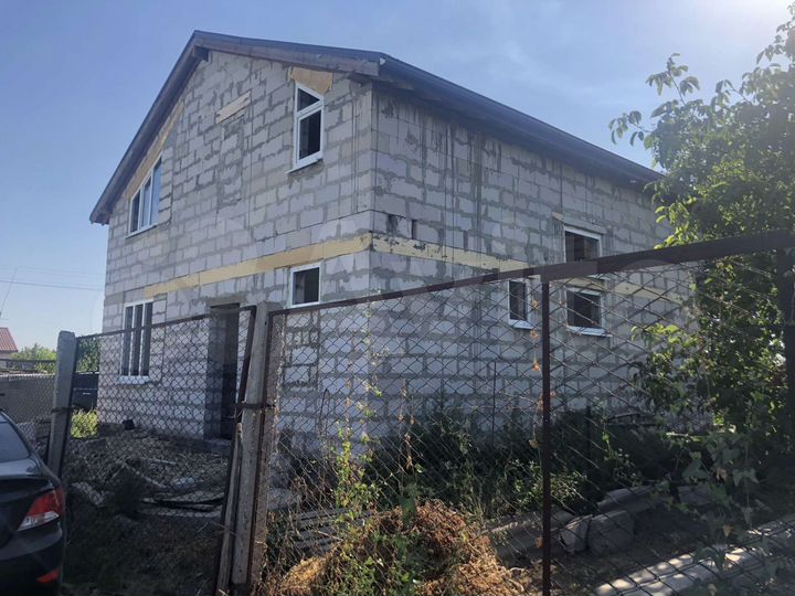 Дом 160 м² на участке 8 сот.