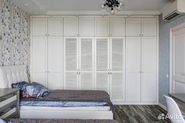 Рабочие зоны и шкафы в детскую