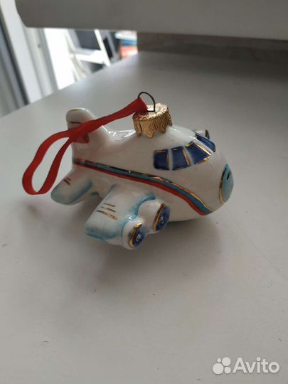 Ёлочная фарфоровая игрушка