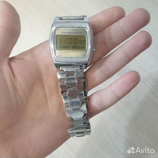 Часы наручные 