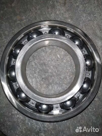 Подшипник 6-220