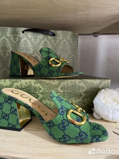 Босоножки,тапки